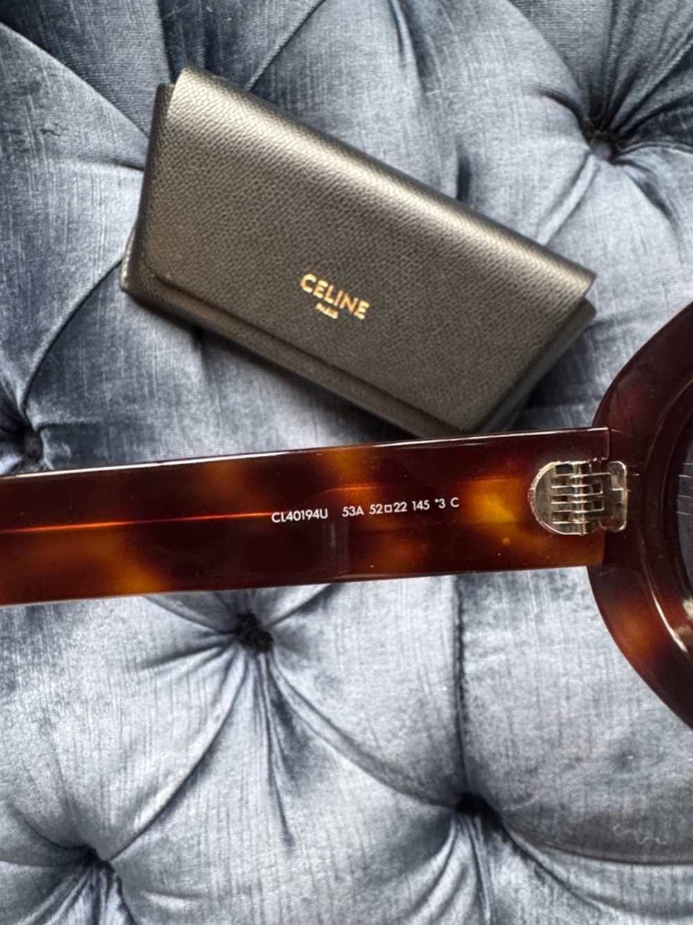 Celine Tortoiseshell Oval Sunglasses - Tortoise Brown - Picture 5 of 6